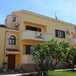 Konukevi Baric 3*