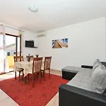 Baric Guest house 3*