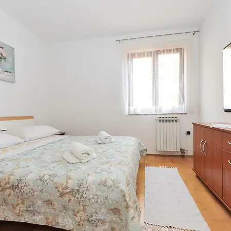 Gostinjska kuća Baric 3*