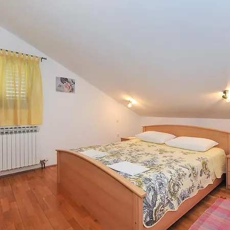 Baric Konukevi 3*
